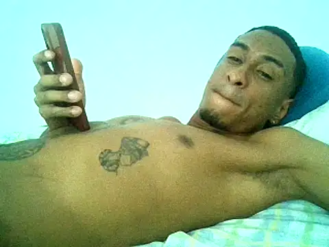 Snapshot of mellow_smoke chatting on February 27, 2026, 6:30 pm mellow smoke online show from February 27, 2026, 6:30 pm