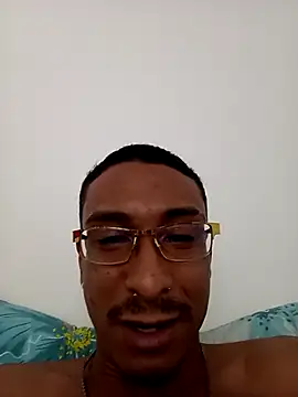 Snapshot of mellow_smoke chatting on February 25, 2026, 5:35 pm mellow smoke online show from February 25, 2026, 5:35 pm