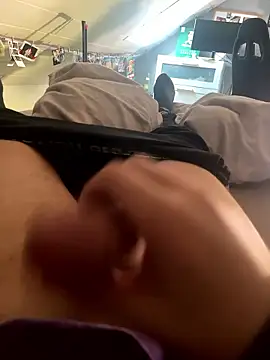 Snapshot of logus9999 chatting on January 16, 2026, 12:20 pm logus9999 online show from January 16, 2026, 12:20 pm