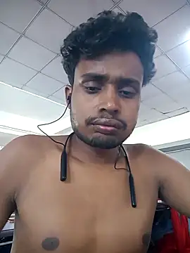 Snapshot of Aayankhan99 chatting on December 14, 2025, 9:15 am Aayankhan99 online show from December 14, 2025, 9:15 am