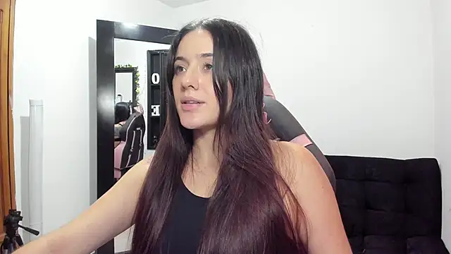 NoahWilliams  online show from February 19, 2025, 7:59 pm