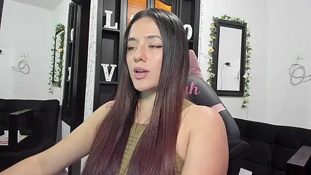 NoahWilliams  online show from December 3, 2024, 7:06 pm