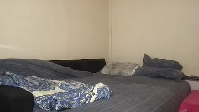 Snapshot of BigGuyMuscle chatting on October 21, 2025, 6:02 am BigGuyMuscle online show from October 21, 2025, 6:02 am