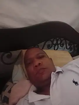 Snapshot of condor08750 chatting on December 16, 2025, 6:01 pm condor08750 online show from December 16, 2025, 6:01 pm