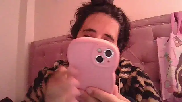 annarose19 online show from February 19, 2026, 8:06 pm