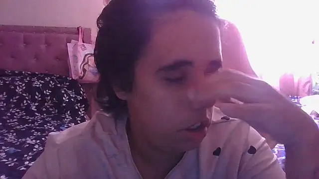 annarose19 online show from April 8, 2026, 5:25 pm