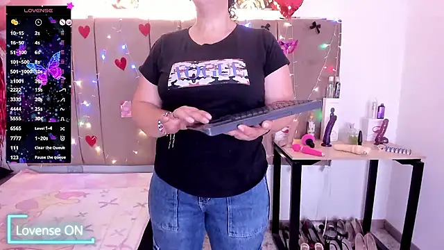 Zaly mature online show from January 13, 2026, 2:04 am