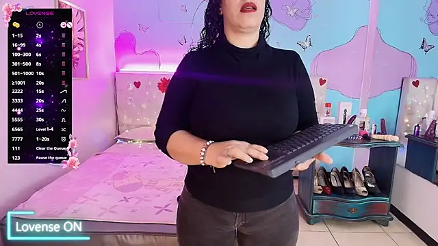 Zaly mature online show from March 31, 2026, 11:29 pm