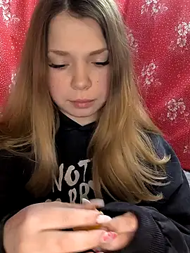 Zuli Kiska online show from March 3, 2026, 6:59 pm