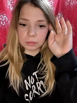 Zuli Kiska online show from December 2, 2025, 8:43 pm