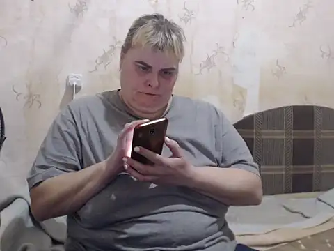 Ameliabusty online show from February 18, 2025, 4:47 pm