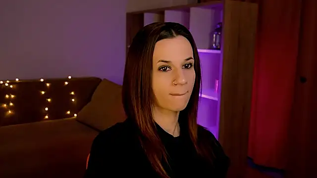 Snapshot of ItsAlisia chatting on December 21, 2025, 7:10 am ItsAlisia online show from December 21, 2025, 7:10 am