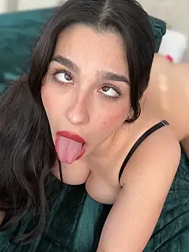 LoveLillyy online show from March 7, 2025, 12:37 am