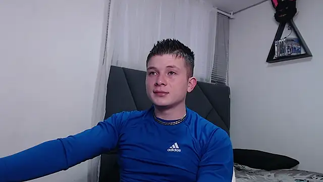 Snapshot of MathewCollin chatting on January 8, 2026, 10:05 pm MathewCollin online show from January 8, 2026, 10:05 pm
