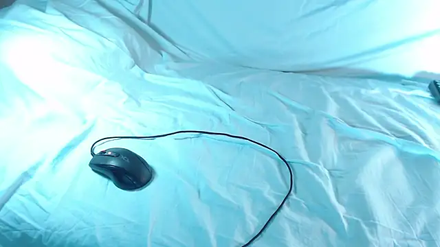 Snapshot of Q_T_pie chatting on March 22, 2026, 1:09 am Q T pie online show from March 22, 2026, 1:09 am