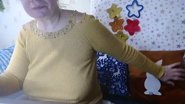 Snapshot of QueenLana chatting on December 23, 2025, 7:29 am QueenLana online show from December 23, 2025, 7:29 am