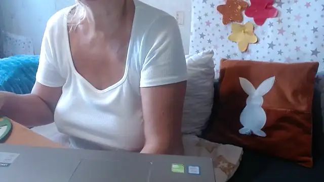 Snapshot of QueenLana chatting on September 22, 2025, 6:08 am QueenLana online show from September 22, 2025, 6:08 am