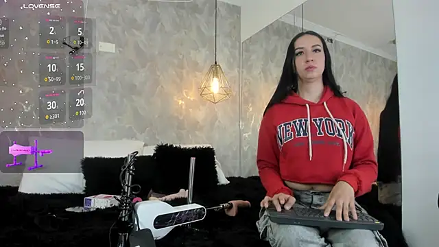 Snapshot of danaythamara1 chatting on October 6, 2025, 8:53 pm danaythamara1 online show from October 6, 2025, 8:53 pm