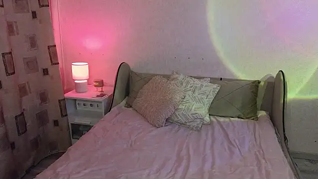 Snapshot of Vivian_Davis chatting on November 30, 2025, 8:31 pm Vivian Davis online show from November 30, 2025, 8:31 pm