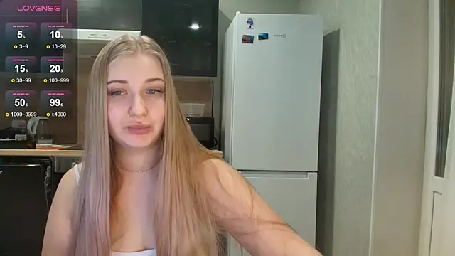 Snapshot of Adr1ana_ chatting on February 5, 2026, 4:52 am Adr1ana online show from February 5, 2026, 4:52 am