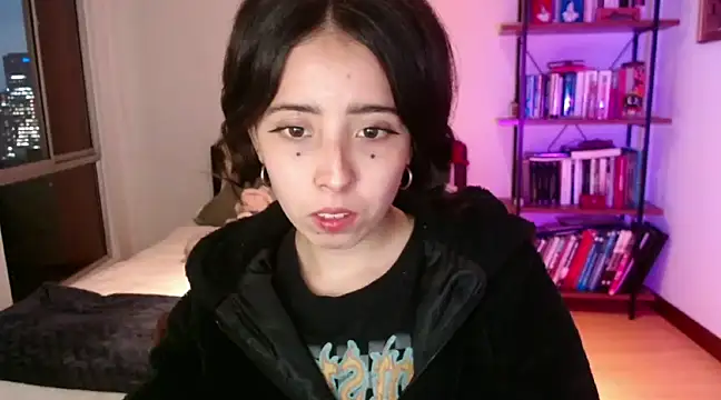 Snapshot of babyluna_8_8 chatting on February 26, 2025, 11:30 pm babyluna 8 8 online show from February 26, 2025, 11:30 pm