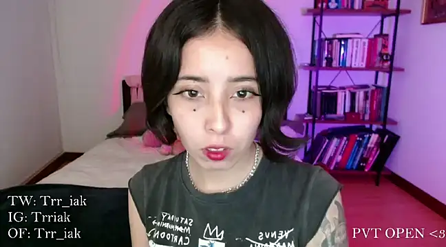 Snapshot of babyluna_8_8 chatting on January 15, 2025, 1:56 am babyluna 8 8 online show from January 15, 2025, 1:56 am