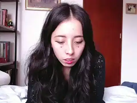 Snapshot of babyluna_8_8 chatting on December 4, 2024, 9:07 pm babyluna 8 8 online show from December 4, 2024, 9:07 pm