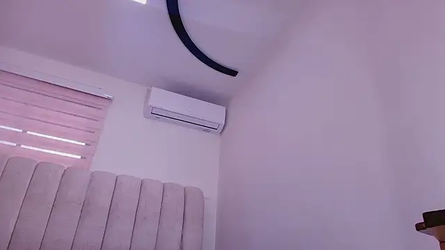 Snapshot of timkerbell_ chatting on February 2, 2026, 7:13 pm timkerbell online show from February 2, 2026, 7:13 pm