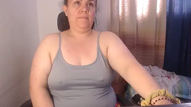 Snapshot of agathamiller01 chatting on May 11, 2026, 3:18 pm agathamiller01 online show from May 11, 2026, 3:18 pm