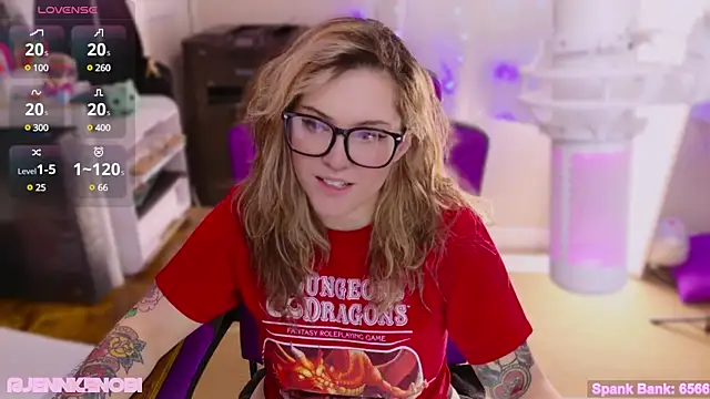 JennKenobi online show from February 25, 2025, 5:19 pm