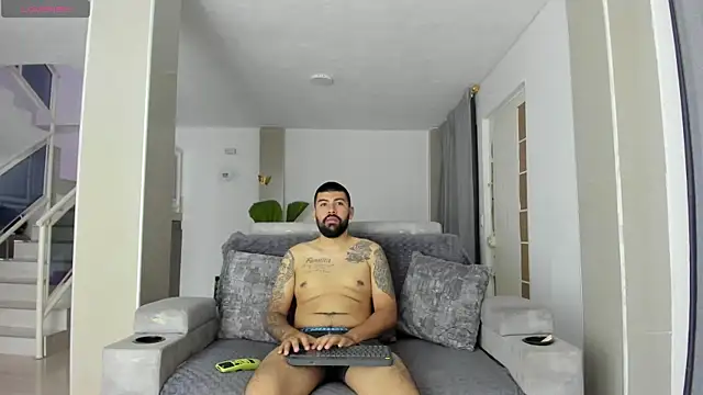 DulceRomance online show from February 21, 2026, 6:04 am