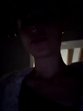 Snapshot of kylie_blck chatting on April 26, 2026, 2:42 am kylie blck online show from April 26, 2026, 2:42 am