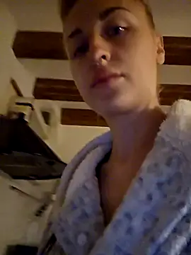 Snapshot of kylie_blck chatting on February 25, 2026, 4:34 am kylie blck online show from February 25, 2026, 4:34 am