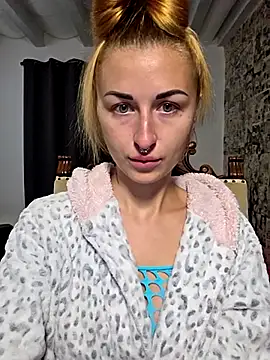 Snapshot of kylie_blck chatting on January 17, 2026, 5:22 am kylie blck online show from January 17, 2026, 5:22 am