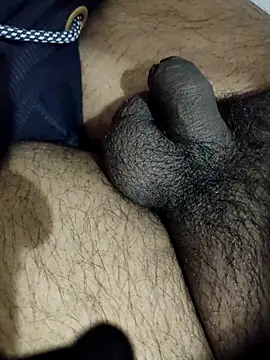 Snapshot of motalund802 chatting on March 10, 2025, 11:27 pm motalund802 online show from March 10, 2025, 11:27 pm