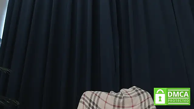 Snapshot of mollywayne chatting on May 26, 2026, 4:10 am mollywayne online show from May 26, 2026, 4:10 am