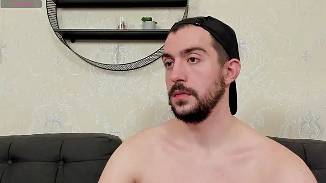 Snapshot of Dylan_Best chatting on April 20, 2026, 10:00 pm Dylan Best online show from April 20, 2026, 10:00 pm