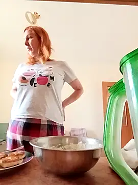 Snapshot of MssAngela chatting on March 31, 2026, 8:27 am MssAngela online show from March 31, 2026, 8:27 am