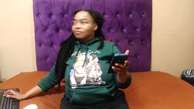 Snapshot of EBONYBUSTYY chatting on May 8, 2026, 5:17 pm EBONYBUSTYY online show from May 8, 2026, 5:17 pm