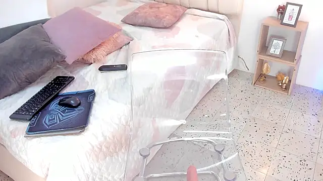 Snapshot of IsiisLovei chatting on March 21, 2025, 2:29 pm IsiisLovei online show from March 21, 2025, 2:29 pm