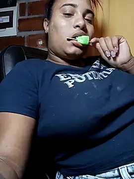 Snapshot of Hilarybunnyy chatting on January 29, 2025, 2:09 am Hilarybunnyy online show from January 29, 2025, 2:09 am