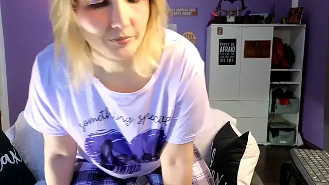 Snapshot of olisunny5 chatting on April 7, 2026, 7:59 pm olisunny5 online show from April 7, 2026, 7:59 pm