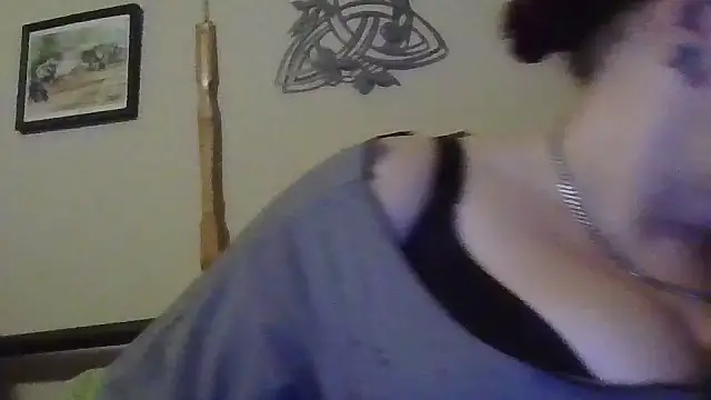 Snapshot of GothyBaby chatting on February 18, 2025, 1:10 am GothyBaby online show from February 18, 2025, 1:10 am