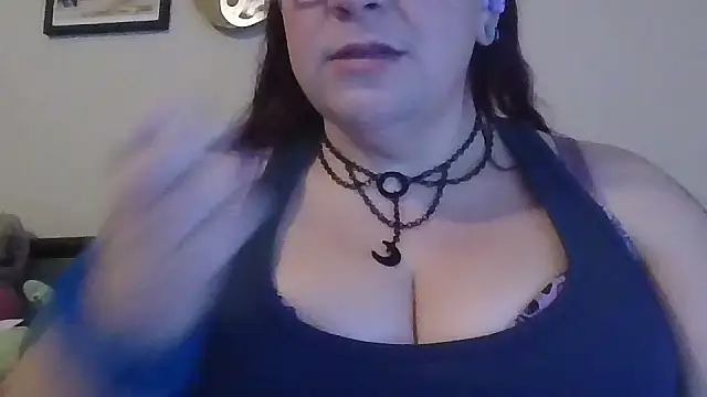 Snapshot of GothyBaby chatting on January 22, 2025, 10:26 pm GothyBaby online show from January 22, 2025, 10:26 pm