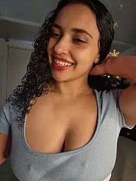 Lucy Marin online show from December 15, 2025, 4:46 pm