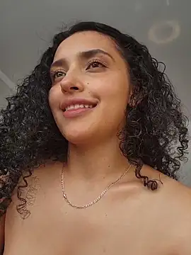 Lucy Marin online show from January 5, 2026, 5:27 pm