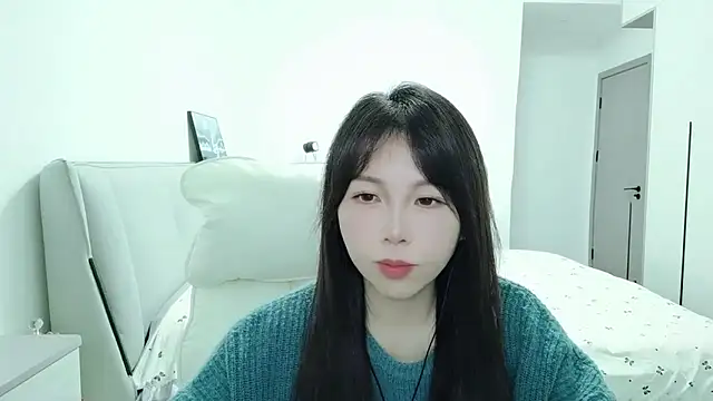 Sunset glow online show from November 22, 2025, 4:44 am