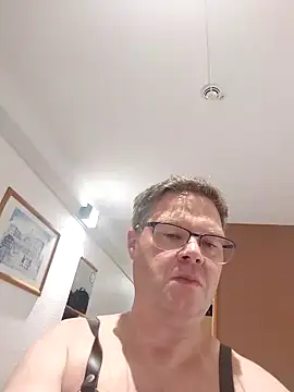 slavedh online show from September 23, 2025, 9:33 pm