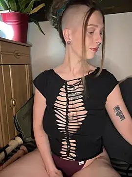 MenaDreadfull online show from February 5, 2026, 6:26 pm