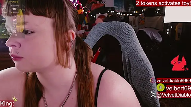 VelvetDiablo online show from April 7, 2026, 11:50 pm